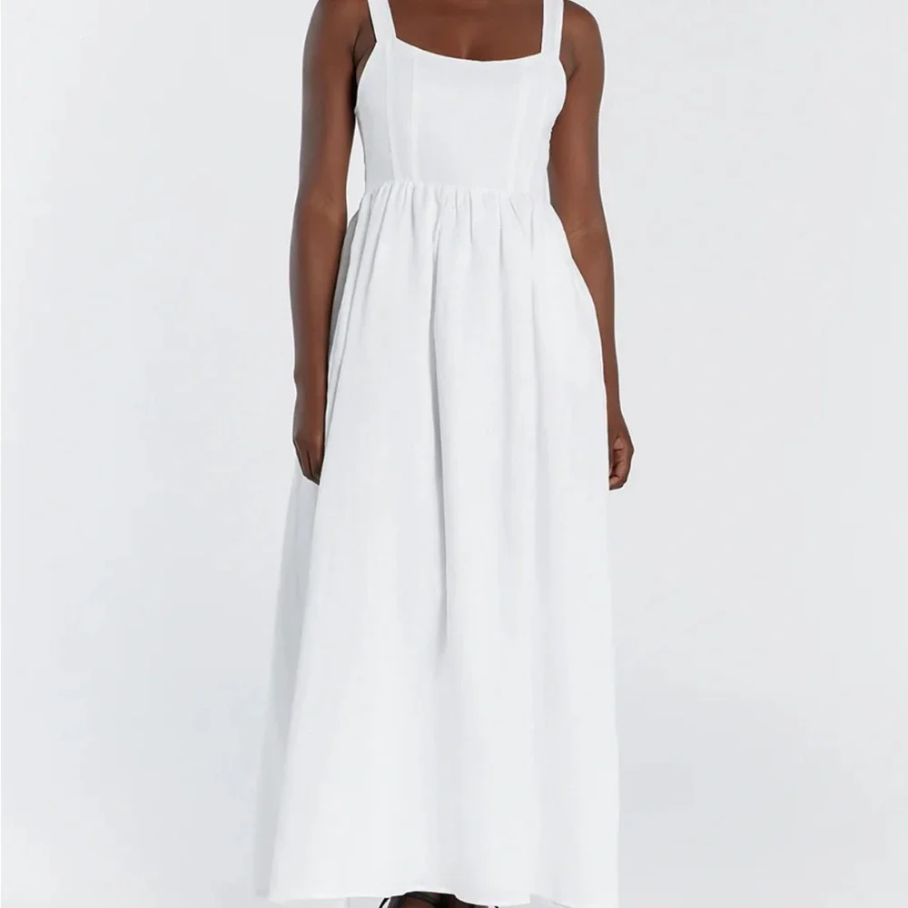 White linen maxi dress - Picture 3 of 3